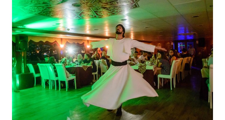 Istanbul-traditional dances