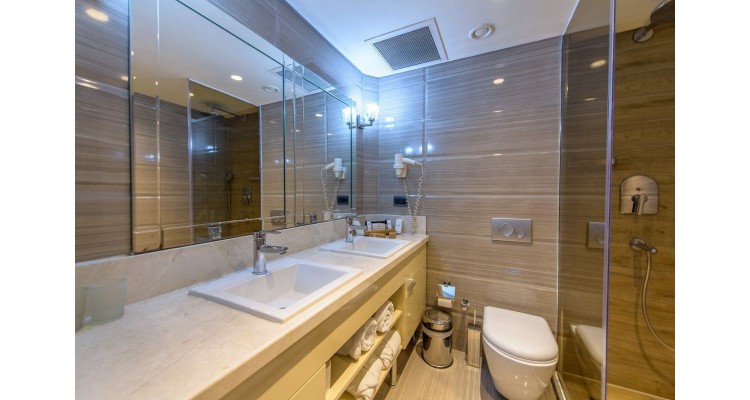 Golden Age Hotel-Istanbul-bathroom