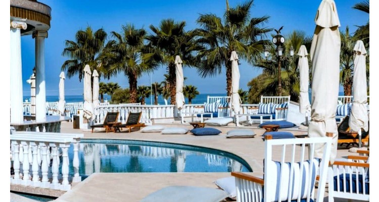 Wellness Santa Hotel-Agia Triada-Selanik-havuz