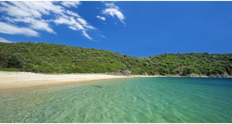 blue lagoon-vourvourou