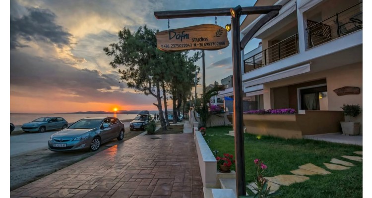 Dafni-Studios-plaj-Nikiti-Halkidiki