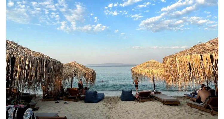 Beach Bar in Trani Ammouda - Agios Nikolaos Halkidiki 